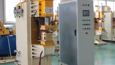 電容儲能式點(diǎn)焊機(jī)的優(yōu)點(diǎn)有哪些呢