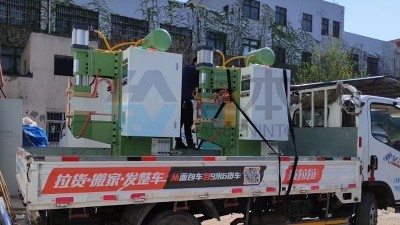 焊本為煙臺和威?？蛻舭l貨中頻點凸焊機