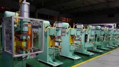 中頻點(diǎn)焊機(jī)與工頻交流點(diǎn)焊機(jī)相比有哪些優(yōu)勢(shì)